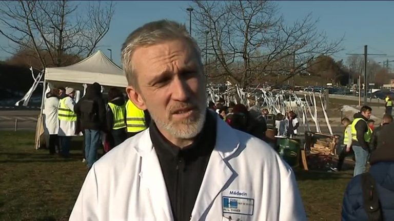 “Gilets jaunes” : un neurochirurgien dénonce des blessures “de guerre” et lance une pétition contre les LBD