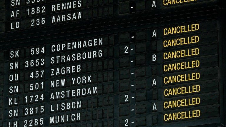 Belgium paralyzed as massive strike cancels all flights, halts public transport & blocks roads