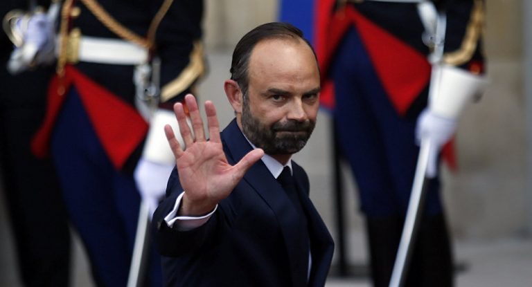 Un Gilet jaune âgé prie Philippe de ne pas le laisser «crever» et voici la réponse