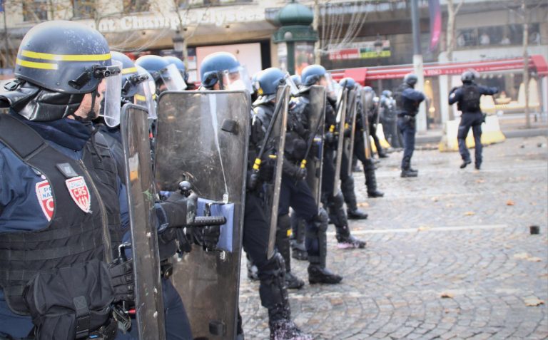 Macron destroying Democracy in France