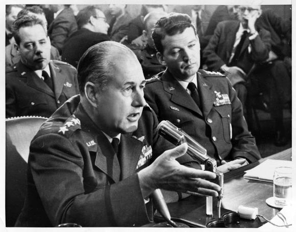 How the Strategic Air Command Would Go to Nuclear War