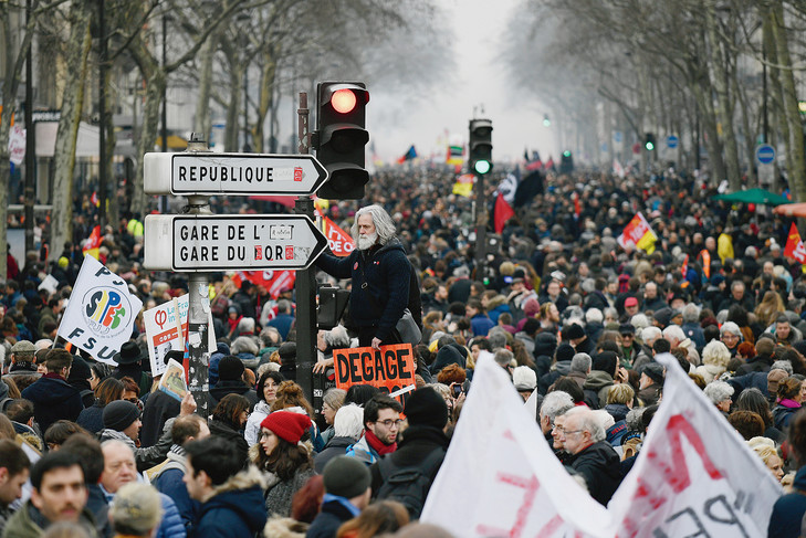 Une proposition de loi contre la liberté de manifester