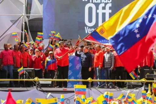 Le peuple bolivarien inflige une nouvelle défaite aux médias occidentaux