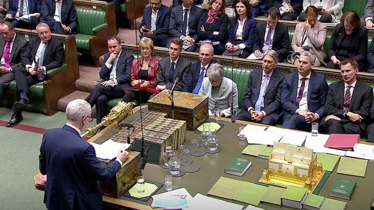 Labour-Conservative talks to break the Brexit stalemate in the UK collapse