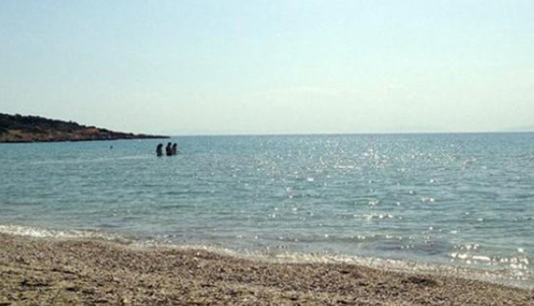 ATTIQUE: ILS VENDENT LE LITTORAL ET LES PLAGES !!!!
