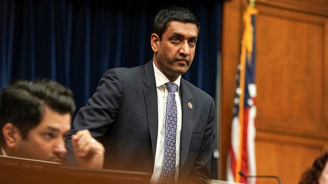 Bipartisan House duo unveils amendment to block Iran strike without Congress’s approval