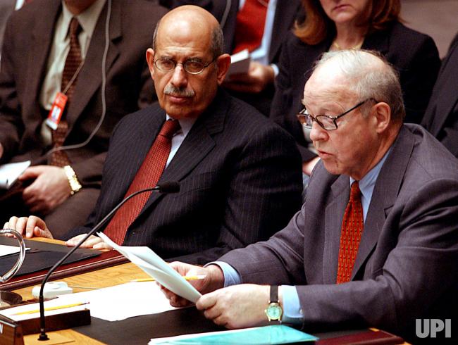 UN Breaks Into Unprecedented Applause for French Foreign Minister’s Anti-War Address: We Hear Dominique de Villepin and Chief UN Weapons Inspector Hans Blix