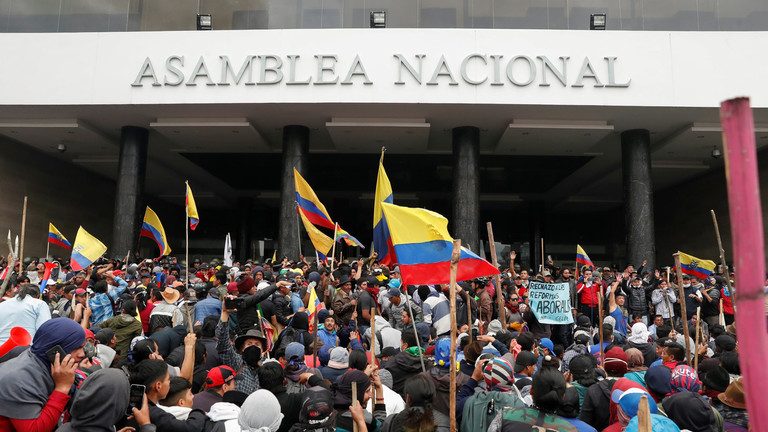 Revolution in Equador!