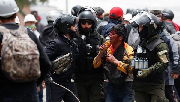 Bolivia: Police Shoot Anti-Coup Protesters in El Alto