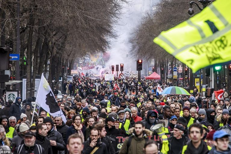 Protests in Paris as public transport strike hits day 24