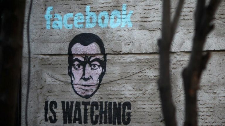 Break Facebook’s dominance, German data czar urges