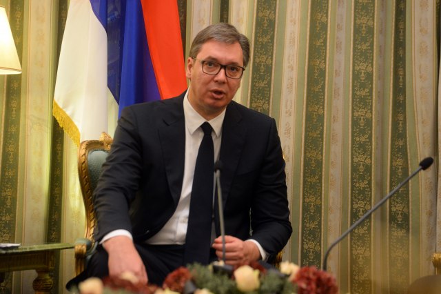 Vucic: We are ready to discuss compromise solution