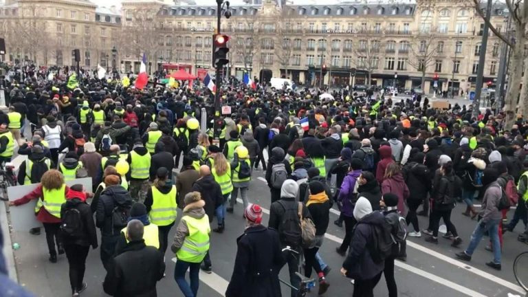 Yellow Vests’ and trade unions take to the streets of Paris against pension refo