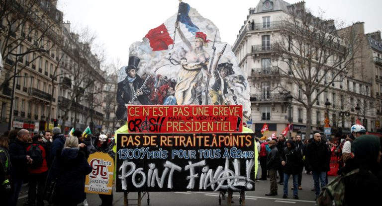 Videos of New Riots in Paris Surface as Protests Against Pension Reform Continue for Nearly a Month
