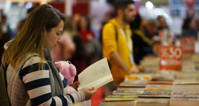 Number of book readers in Turkey rises to 42% over 11 years