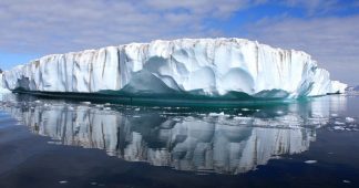 Sea-levels rise after record Greenland ice-cap melt