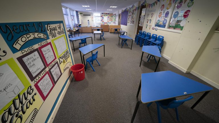 No to the reopening of schools! Build action committees to safeguard children and teachers!