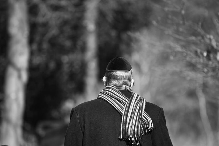 By backing housing charity’s ‘Jewish only’ rule, UK court drops the ball. Aren’t we all equal in Britain?