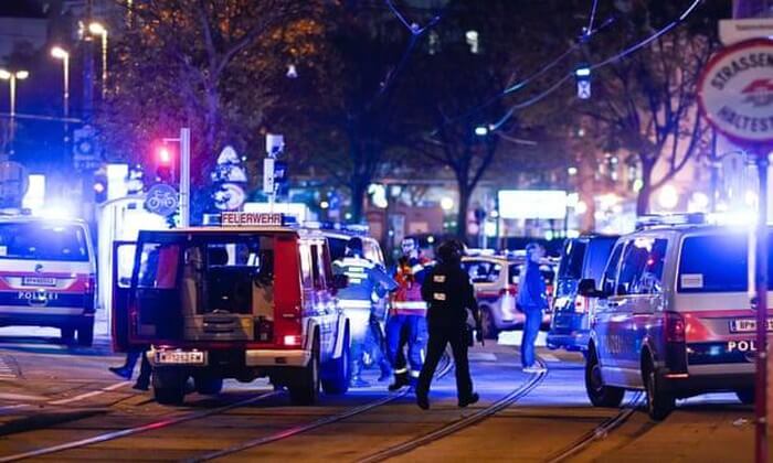 Slovak intelligence warned Austria about the Vienna gunman trying to buy ammunition – Interior Minister Nehammer