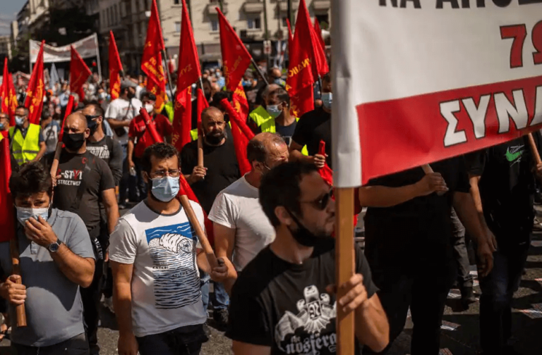 “On est de retour au siècle dernier”: en Grèce, la remise en cause de la journée de 8h provoque un tollé