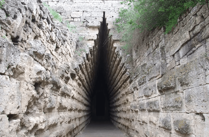 Tomb in Crimea a Triumph of Ancient Greek Architecture
