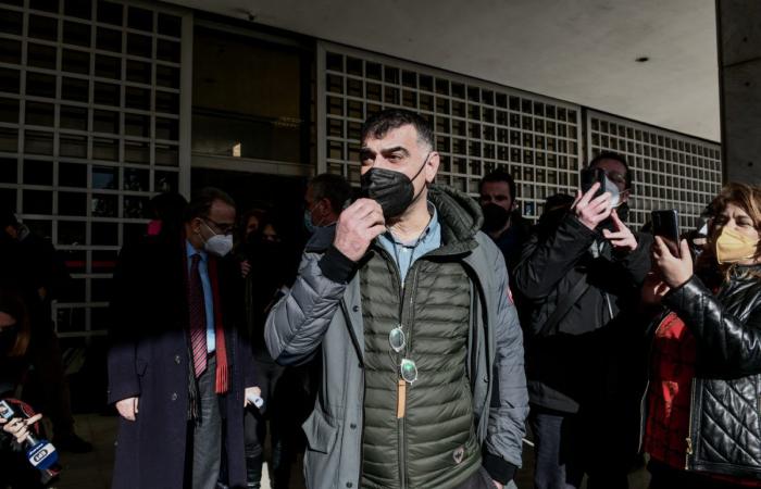 The international press organizations are looking at Greece after the persecution of journalists
