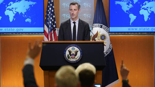 Americans repeat pre-Iraq war propaganda against Russia now. Are they mad?