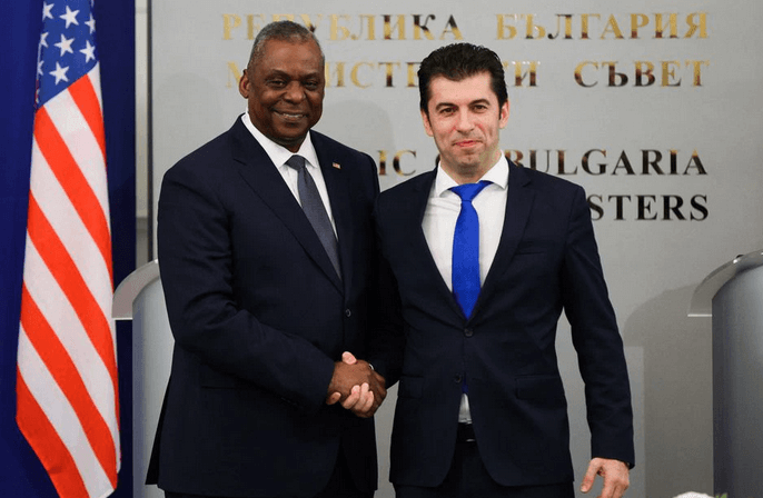 NATO Chief Trip to Bulgaria Met by Anti-NATO Rally