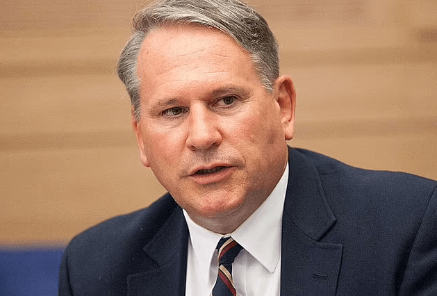 Former British Army chief Colonel Richard Kemp says the West should not rule out assassinating Vladimir Putin