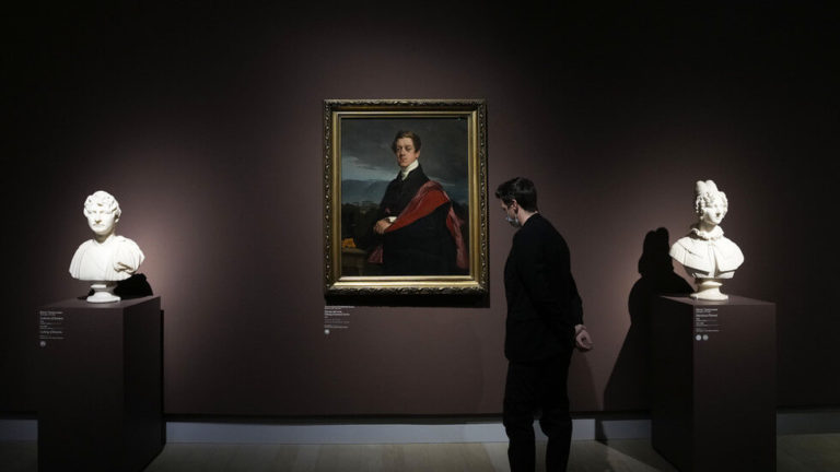 Finland steals Russian art!