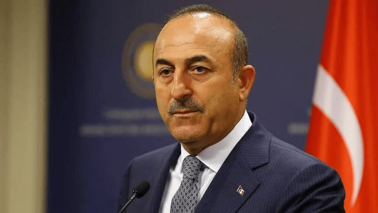 Turkey directly threatens Greece with war
