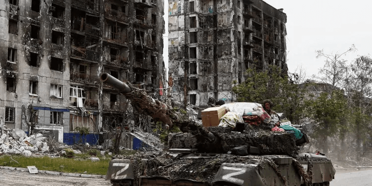 Russia Controls Almost All of Luhansk as It Makes Gains in Eastern Ukraine