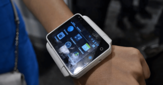 Des montres connectées pour surveiller les collégiens