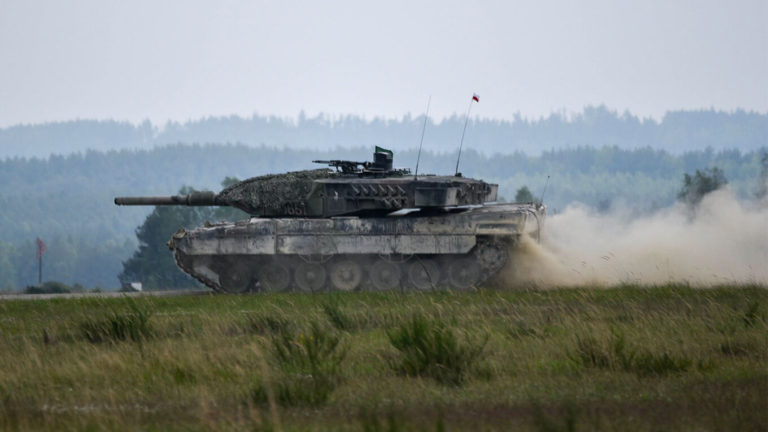 Russia Warns of Escalation As Germany Greenlights Leopard Tanks for Ukraine