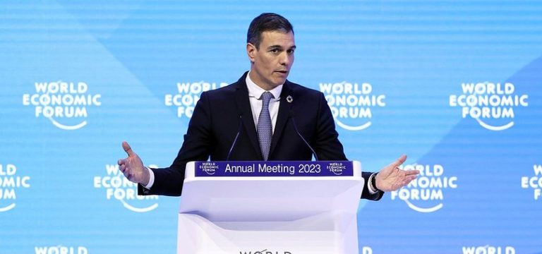 Spanish leader calls for negotiations with Putin to end Ukraine war