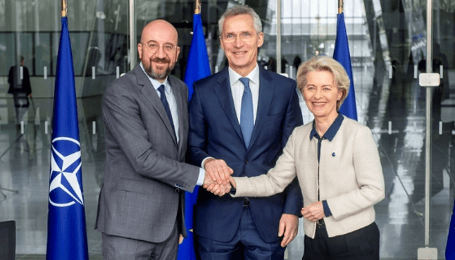 What’s behind the NATO-EU handshaking?