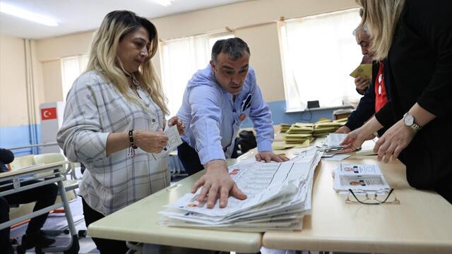 Turkey elections live: Results flood in