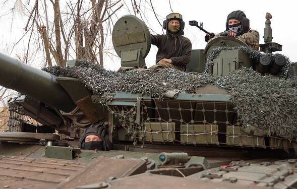 Russian Defense Ministry announces victory in Artyomovsk (Bahmut)