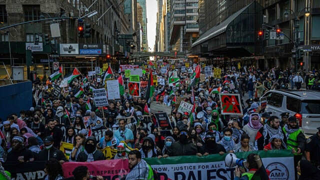Jewish protesters in New York call for a ‘free Palestine’ amid Gaza attacks