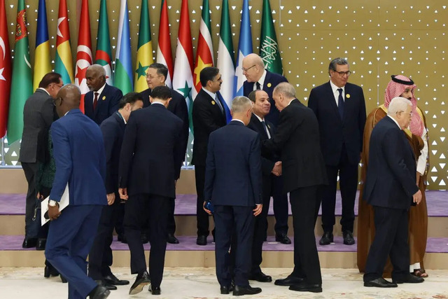 The betrayal of the Arab regimes