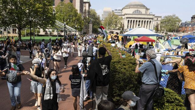 Democrats demand police crackdown at Columbia University Gaza encampment