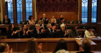 UK Parliament Applauds Ukrainian Nazis