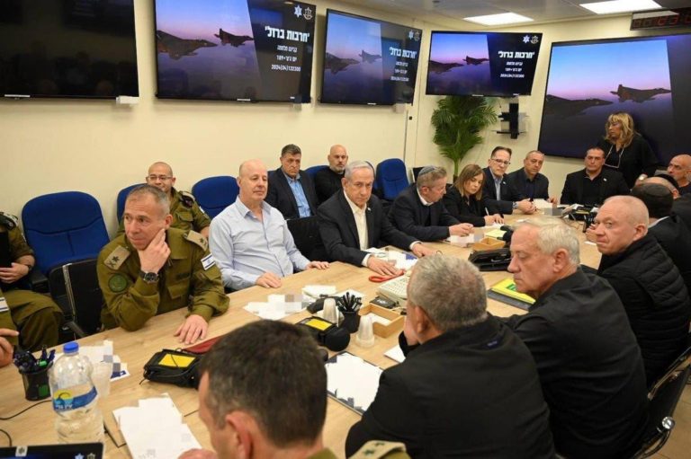 Mossad: Attack Iran now!