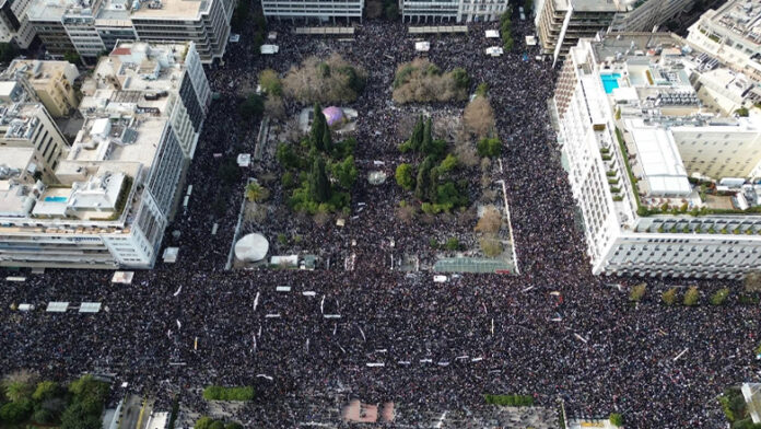 Grand soulèvement populaire en Grèce