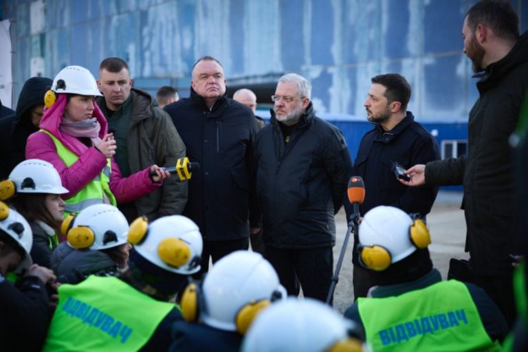 Zelensky Says It’s ‘Not Very Pleasant’ That Trump Spoke With Putin First