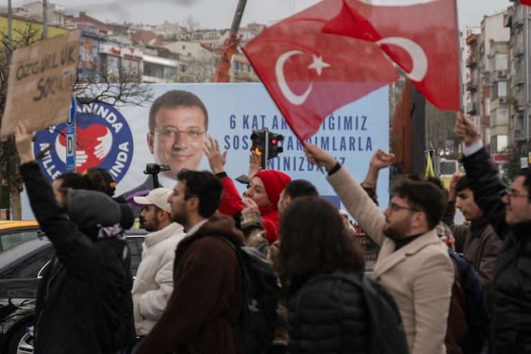 EU faces billion-euro dilemma over Turkey crisis
