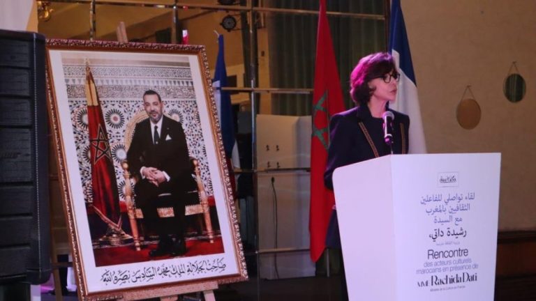 Rachida Dati en visite au Sahara occidental : la colonisation marocaine légitimée par la culture