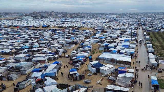 Half a million Palestinians displaced in Gaza over past month: UNRWA