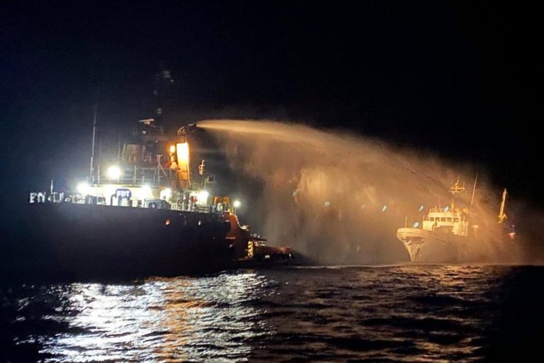 A Gangster state: Israelis bomb humanitarian ship outside Malta!