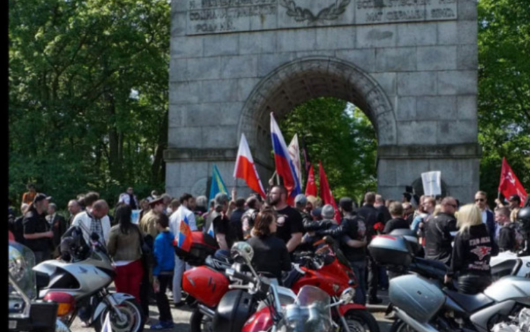 GERMANS REWRITING HISTORY: Soviet and Russian flags banned on victory day, even though they liberated Europe from the Nazis!